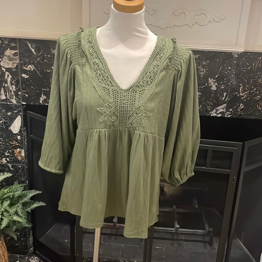 Honey and Sparkle size small
